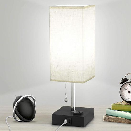 Table Lamp with USB Port, Bedside Lamps with 2 Fast USB Charging Ports & AC Outlet, Small Lamp Inlcude Daylight 5000K LED Bulb, Modern Table Lamps for Bedroom Nightstand Living Room